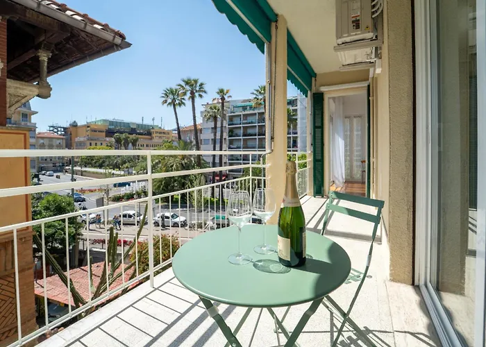 La Fontana Lägenhet *